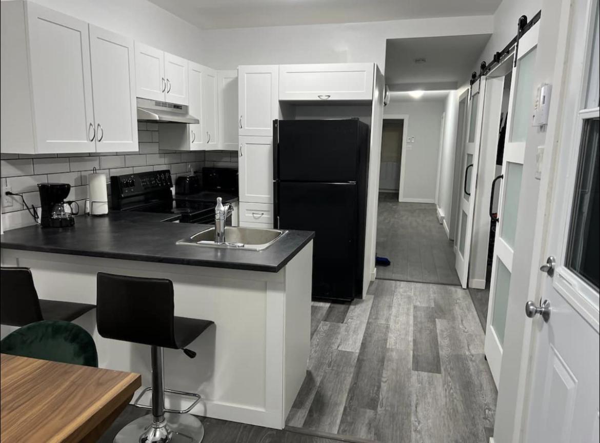 Fantastique 3 Chambres Modernes Au Coeur De La Ville Montréal Esterno foto